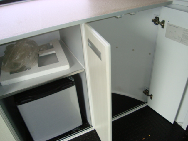 加长角度负载马漂浮物，适用于 2 匹马