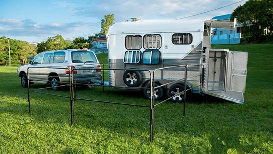 2 匹马的角度负载马浮子