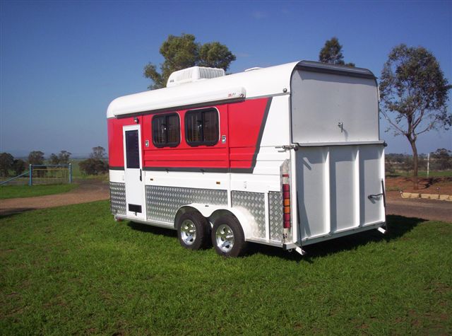 加长角度负载马漂浮物,适用于 2 匹马