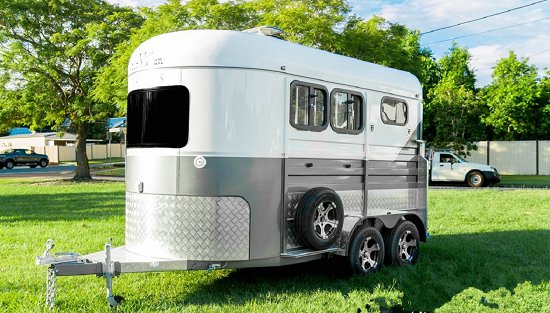 2 匹马的角度负载马浮子