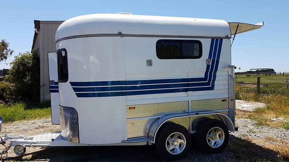 标准 2 型马角负载马拖车