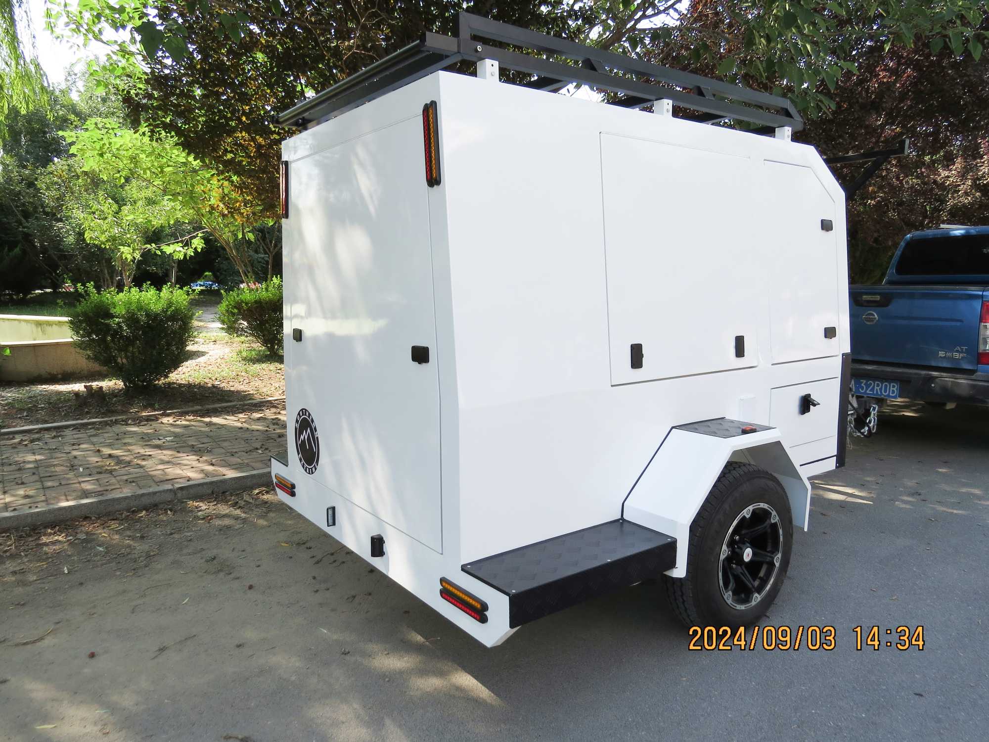 单轴工具传统拖车