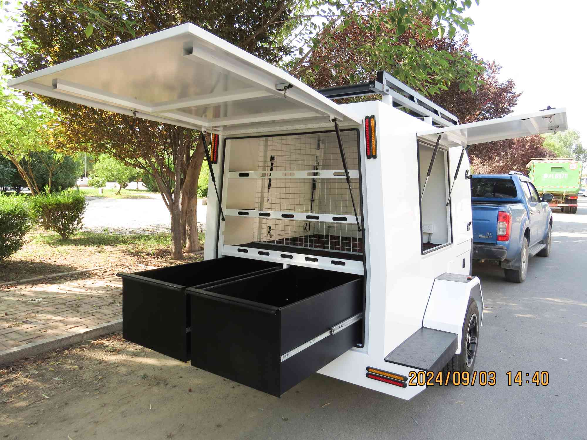 单轴工具传统拖车