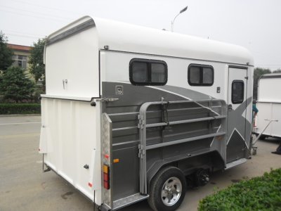 加长角度负载马漂浮物，适用于 2 匹马