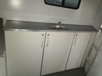 定制方前马花车 定制方前马花车